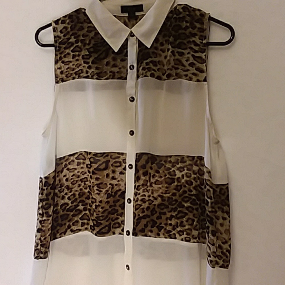 Short sleeve top